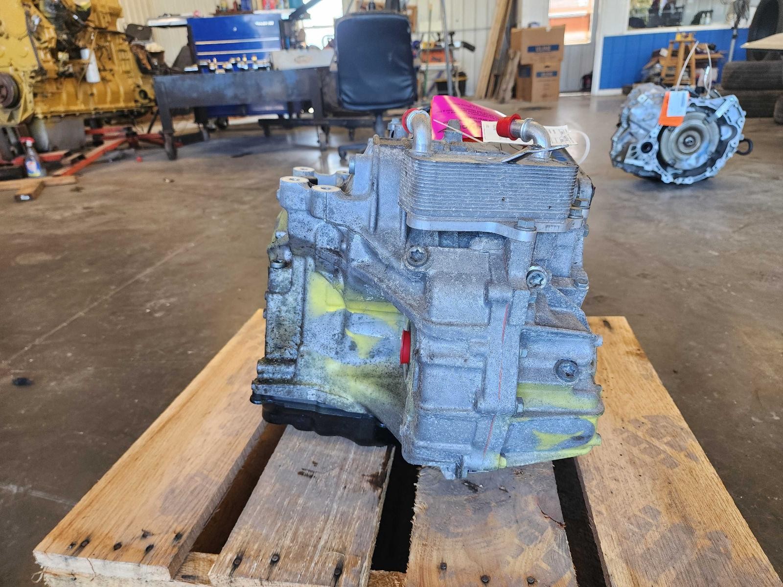 Used Automatic Transmission Assembly fits: 2020 Volkswagen Passat AT transmissio