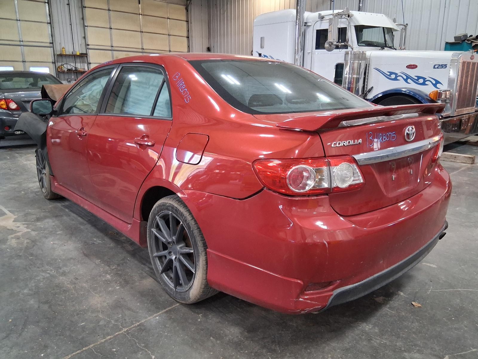 Used Front Right Door Window Regulator Front fits: 2013 Toyota Corolla electric