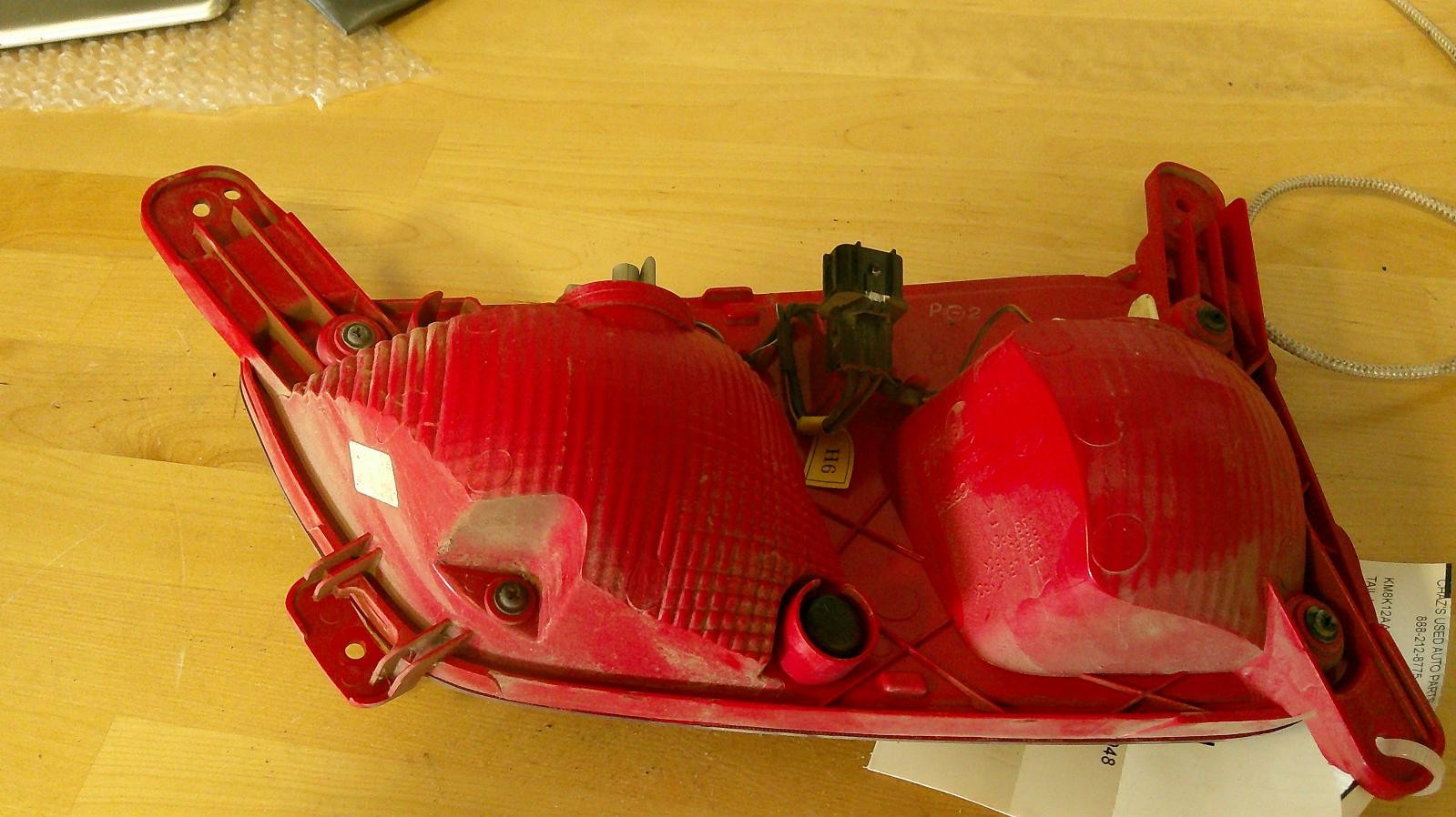 Used Right Tail Light Assembly fits: 2021 Hyundai Kona bumper mounted Right Grad