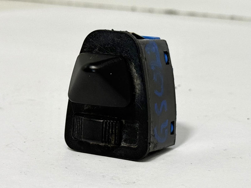 2000-2006 BMW 330i E46 LEFT SIDE DOOR MIRROR ADJUST CONTROL SWITCH OEM