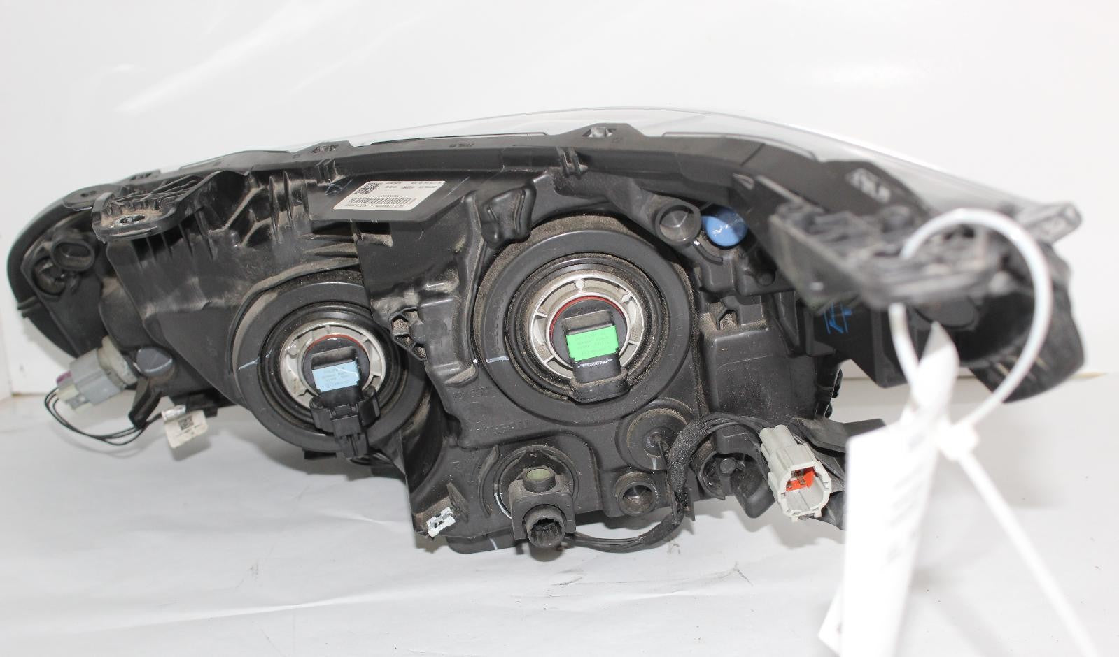Used Right Headlight Assembly fits: 2022 Nissan Sentra halogen Right Grade A