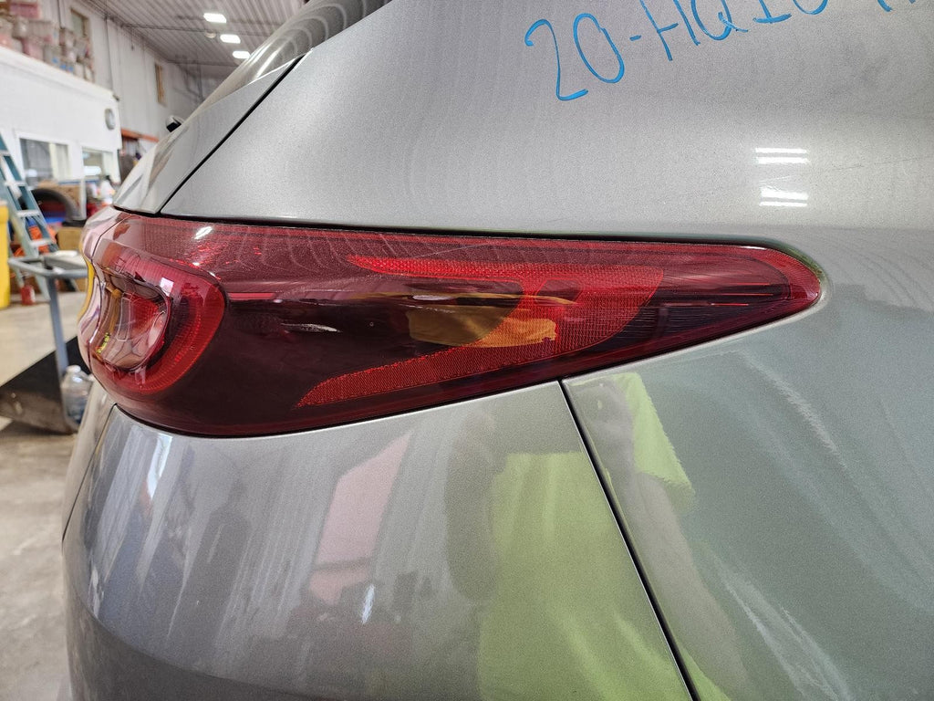 Used Right Tail Light Assembly fits: 2020 Kia Sportage quarter panel mounted inc