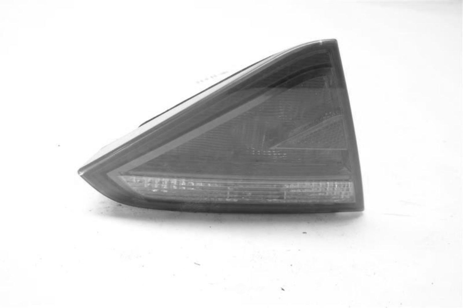 Used Left Tail Light Assembly fits: 2013 Audi A5 incandescent bulb opt 8SA lid m