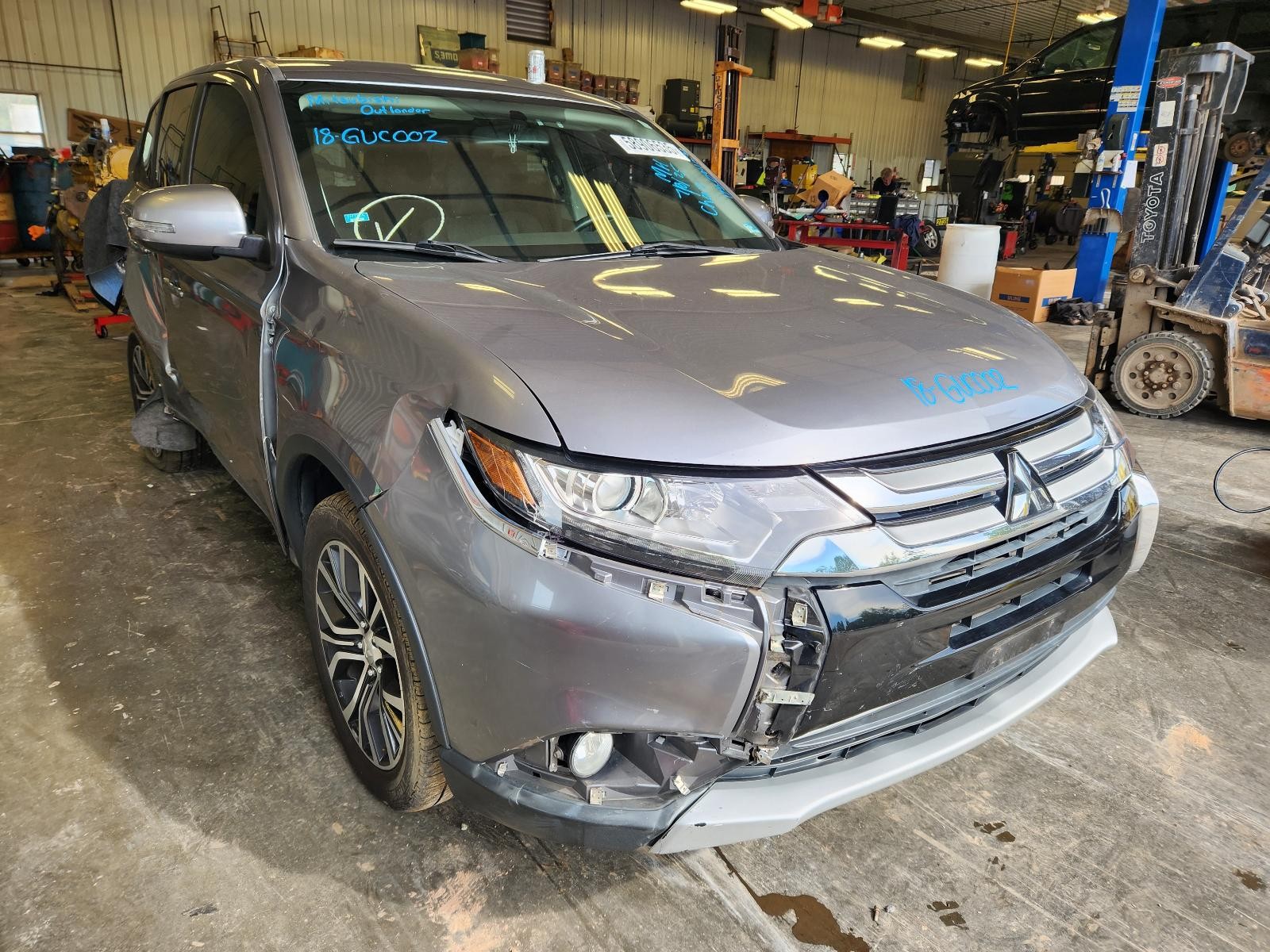 Used Wheel fits: 2018 Mitsubishi Outlander 18x7 Grade A