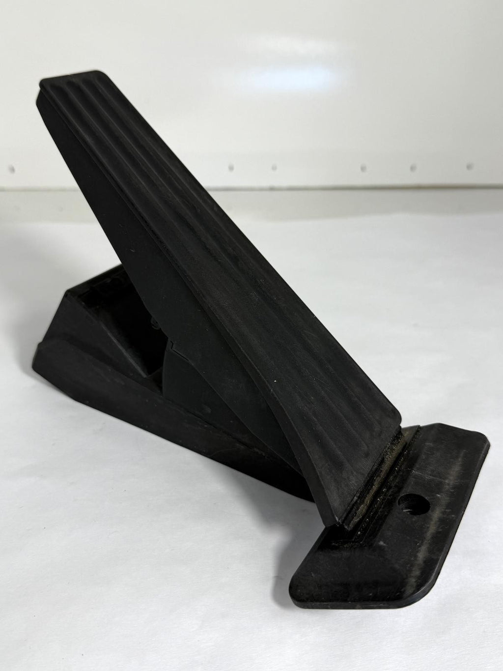 2009-2016 BMW X3 FLOOR THROTTLE GAS PEDAL ACCELERATOR OEM