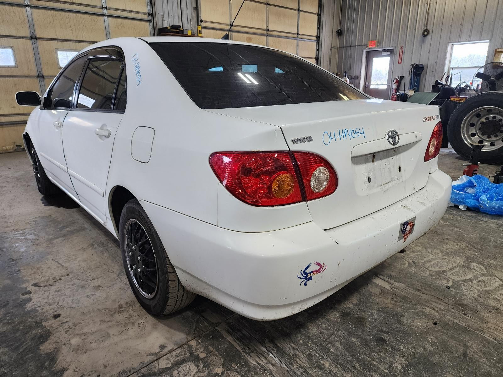 Used Right Tail Light Assembly fits: 2004 Toyota Corolla quarter panel mounted R