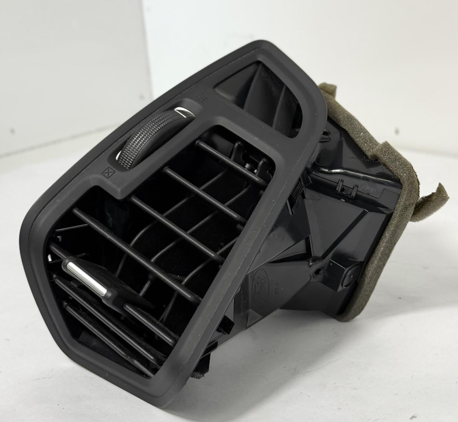2013-2019 FORD ESCAPE LEFT SIDE DASH HEAT A/C AIR VENT OEM