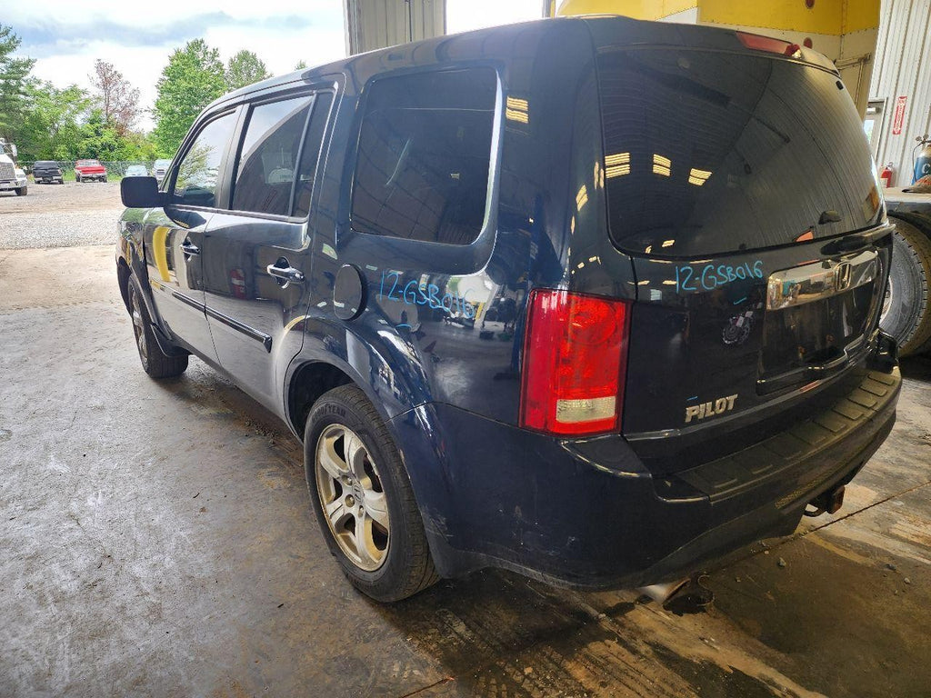 Used Left Door Mirror fits: 2012 Honda Pilot Power heated w/o turn signals paint
