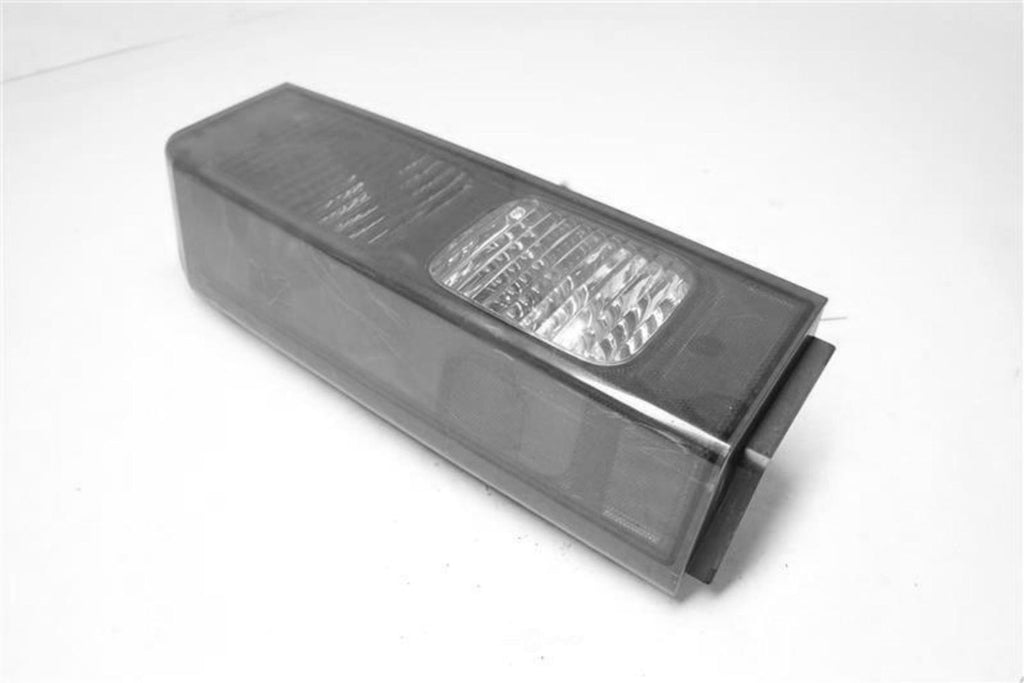 Used Left Tail Light Assembly fits: 2006 Hummer H3 Left Grade A