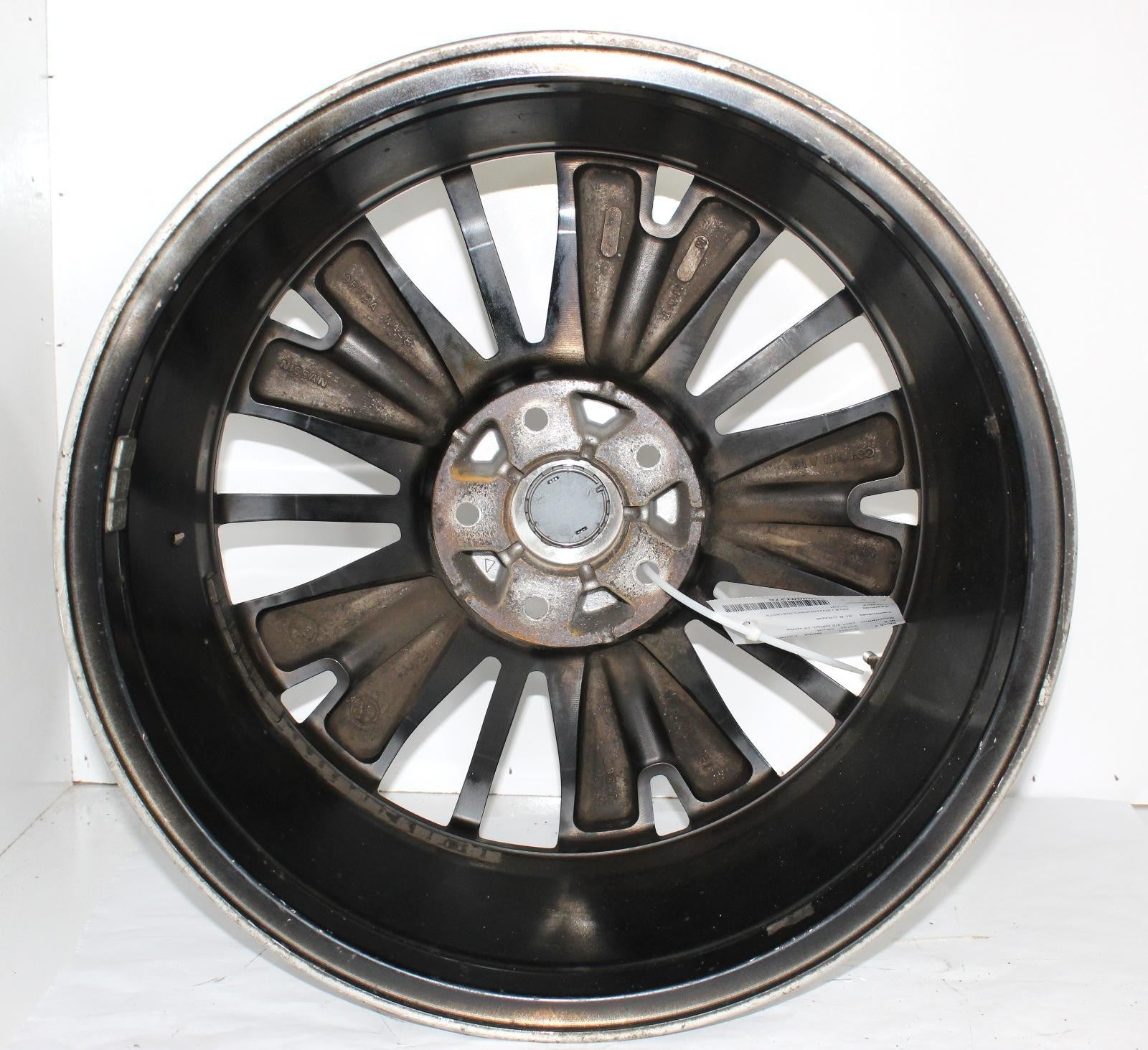 2017-2020 NISSAN PATHFINDER 18 X 7.5 ALUMINUM WHEEL 15-SPOKE OEM