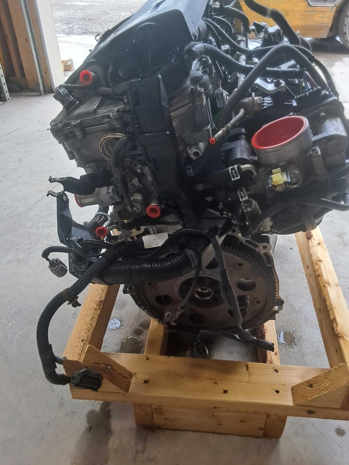 Used Engine Complete Assembly fits: 2017 Toyota Rav4 gasoline 2.5L VIN F 5th dig