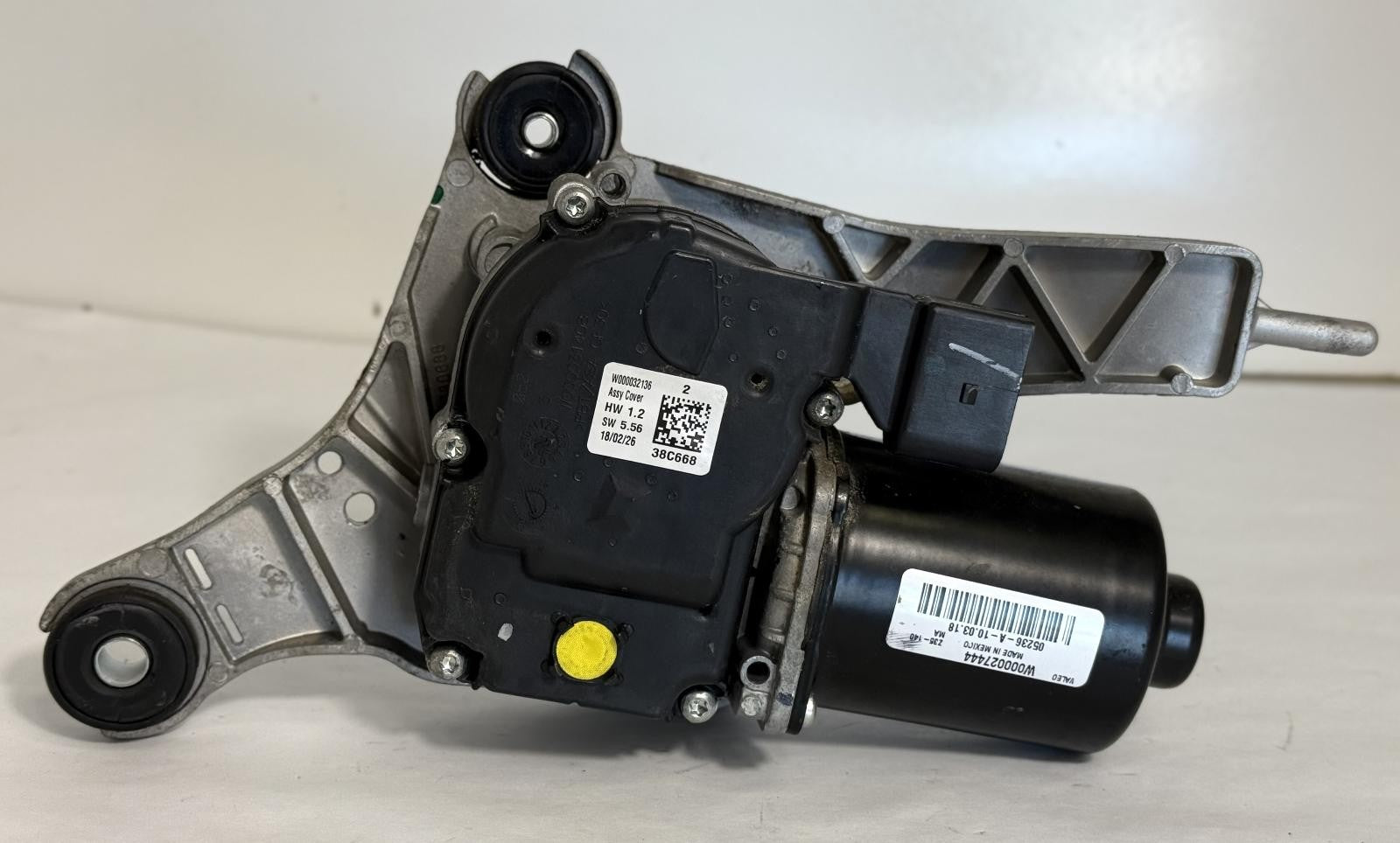 Used Left Windshield Wiper Motor fits: 2018 Ford Escape Left Grade A