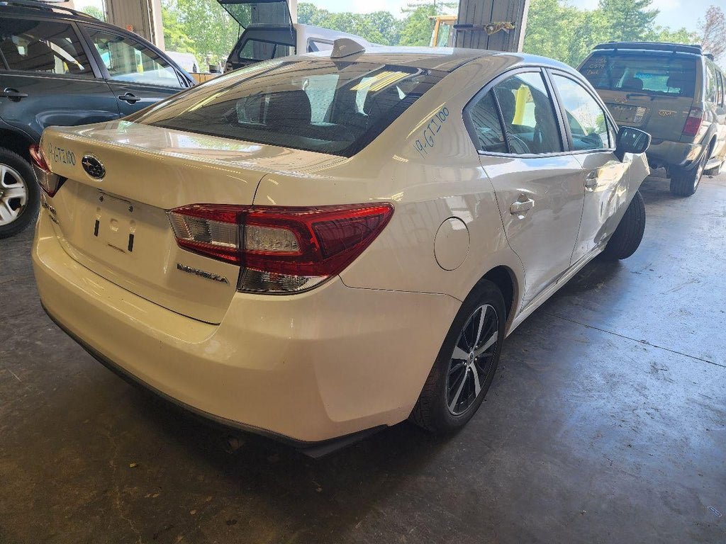 Used Front Right Door Window Regulator Front fits: 2019 Subaru Impreza electric