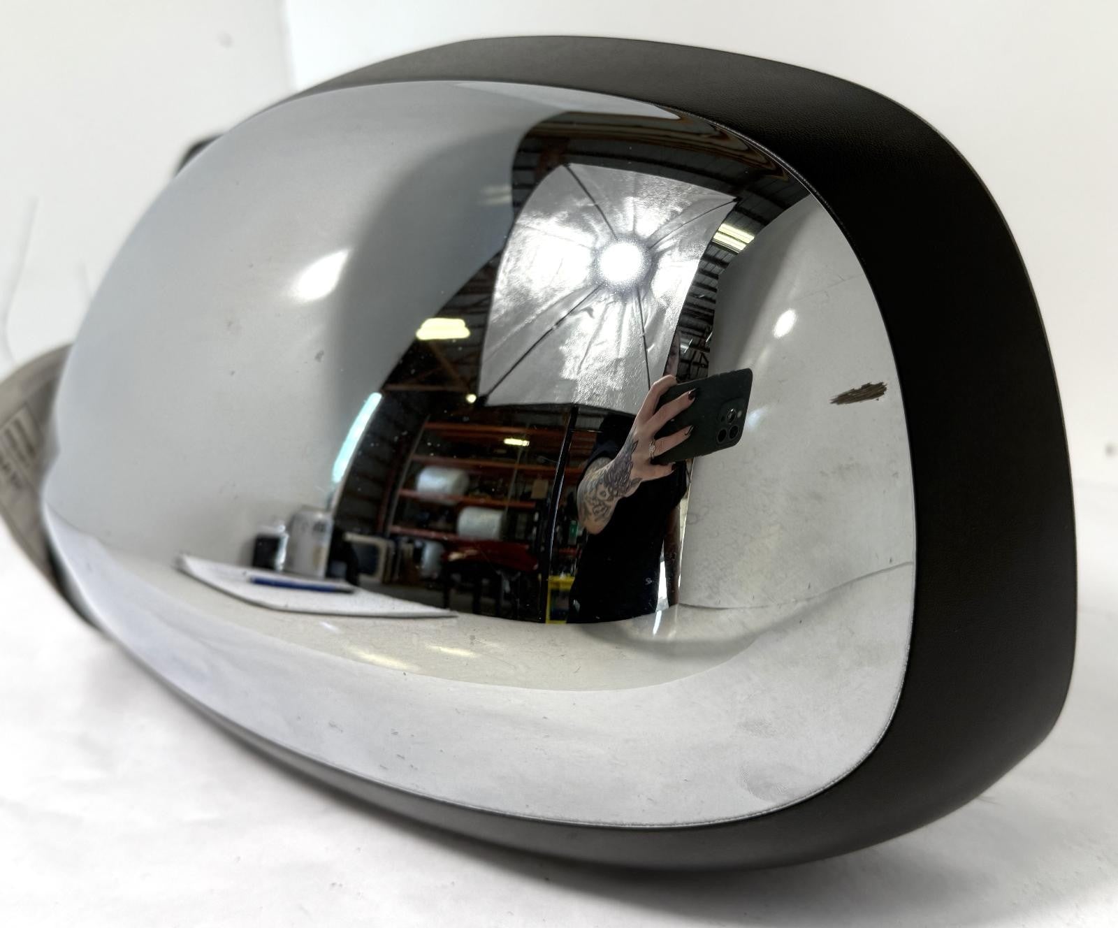 Used Left Door Mirror fits: 2004 Toyota Tundra Power exc. Limited heated Left Gr