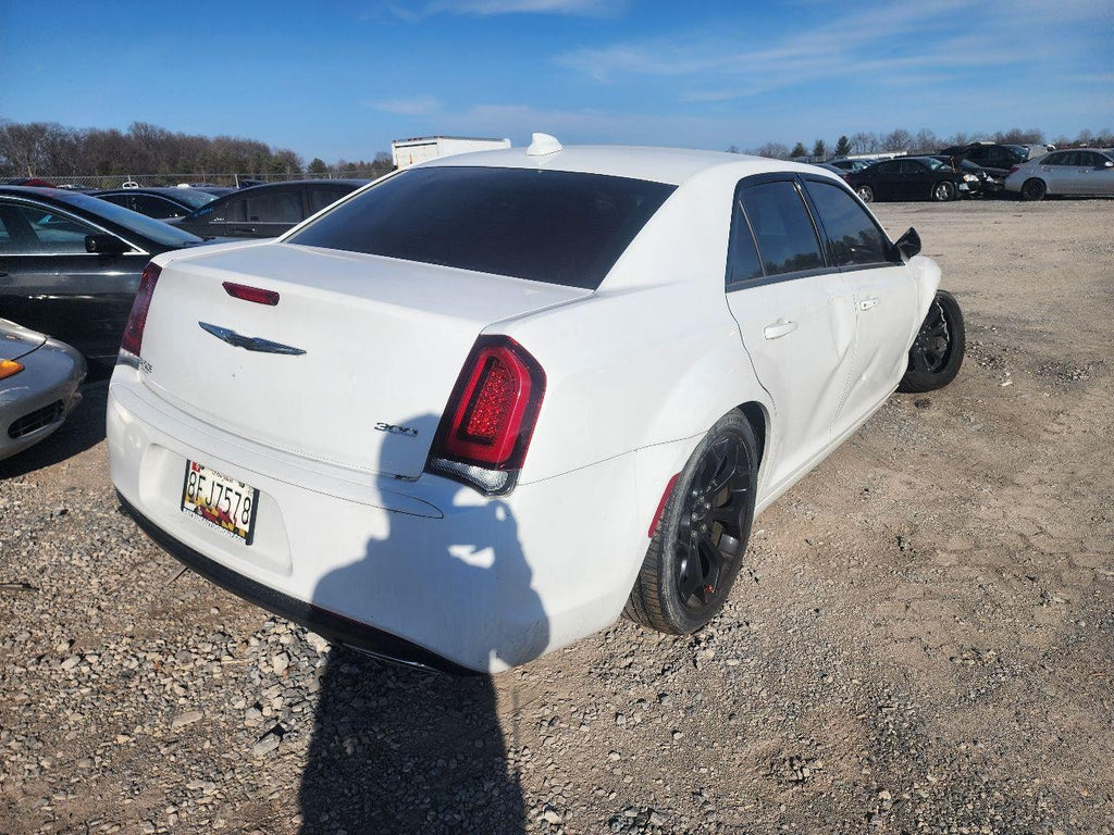 Used Front Right Lower Forward Lower Control Arm Front fits: 2019 Chrysler 300 R