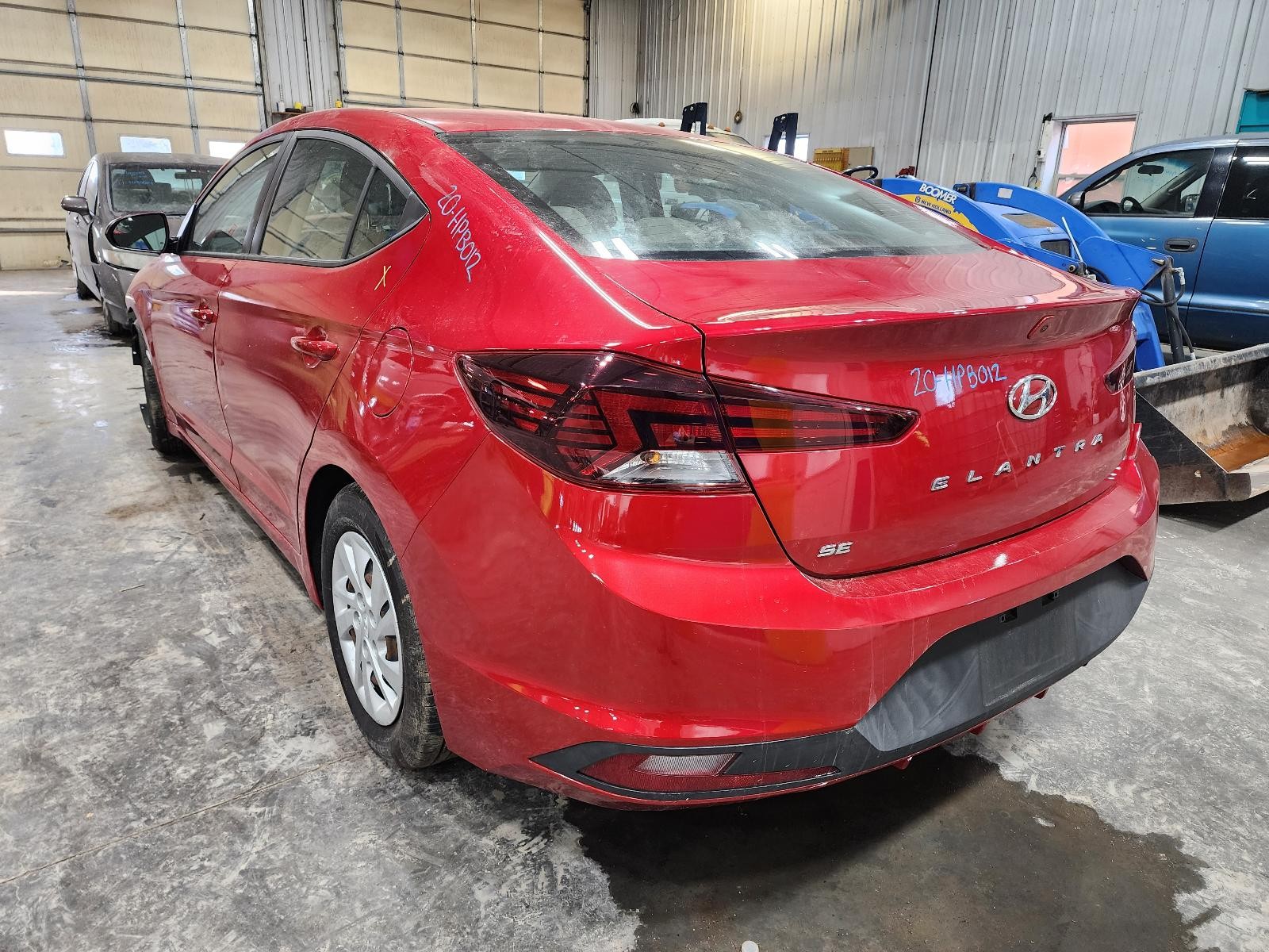 Used Left Tail Light Assembly fits: 2020 Hyundai Elantra Sedan quarter panel mou