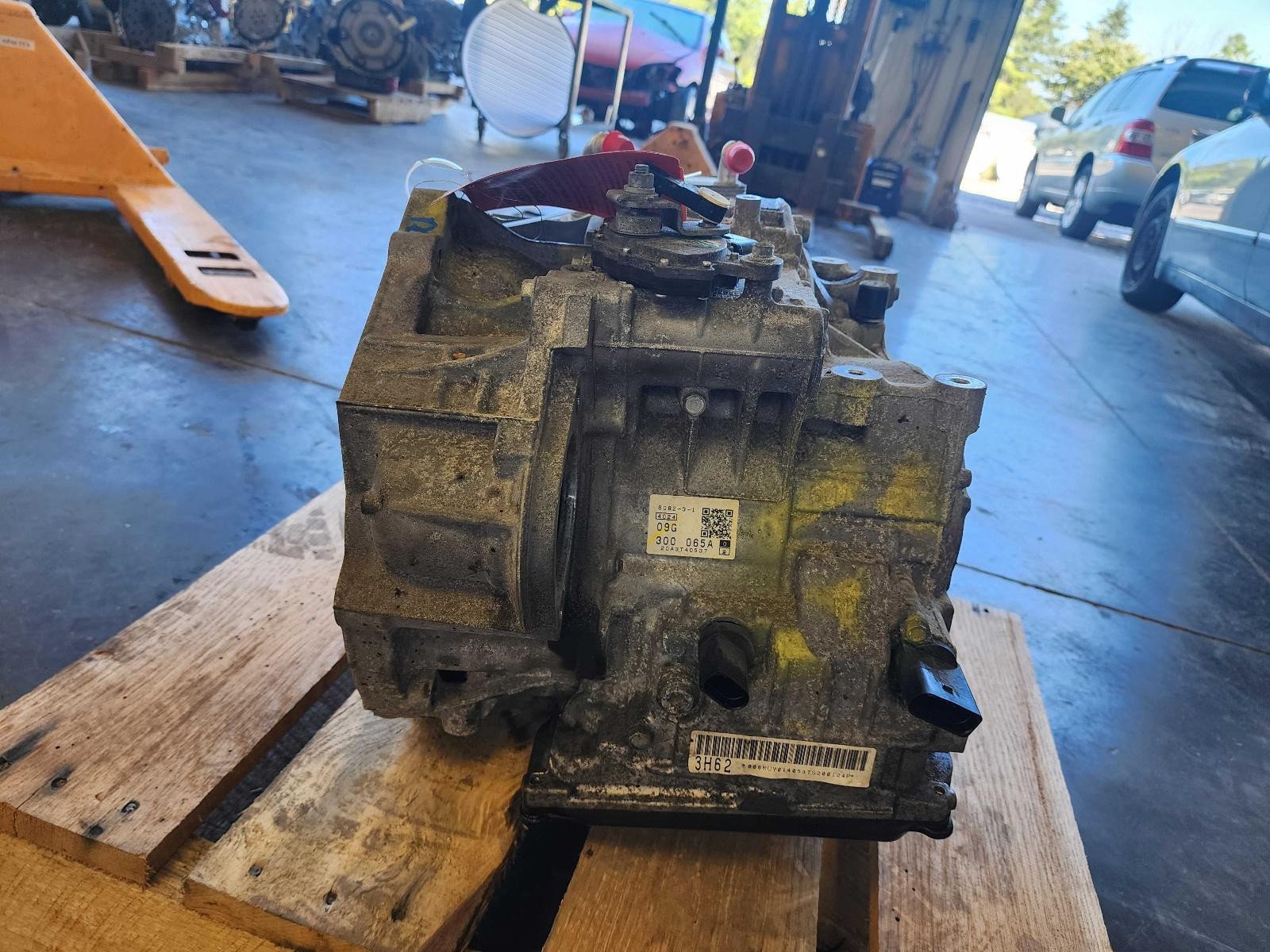 Used Automatic Transmission Assembly fits: 2020 Volkswagen Passat AT transmissio