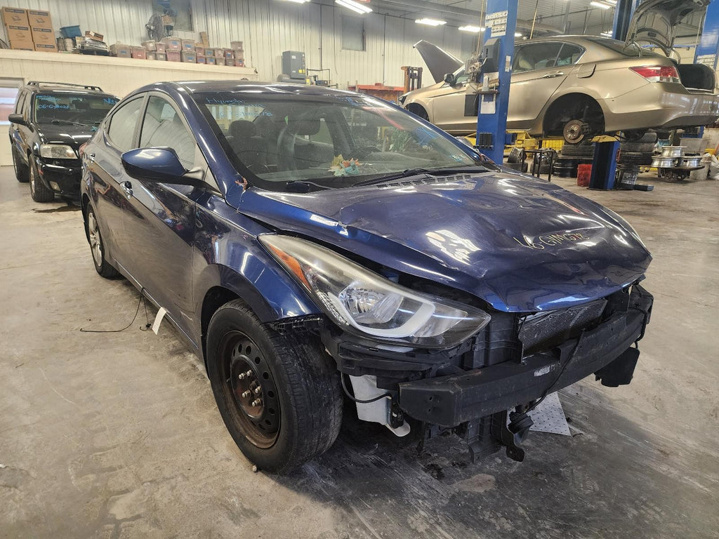 Used Starter Motor fits: 2016 Hyundai Elantra US built 2.0L ID 361002E551 Grade