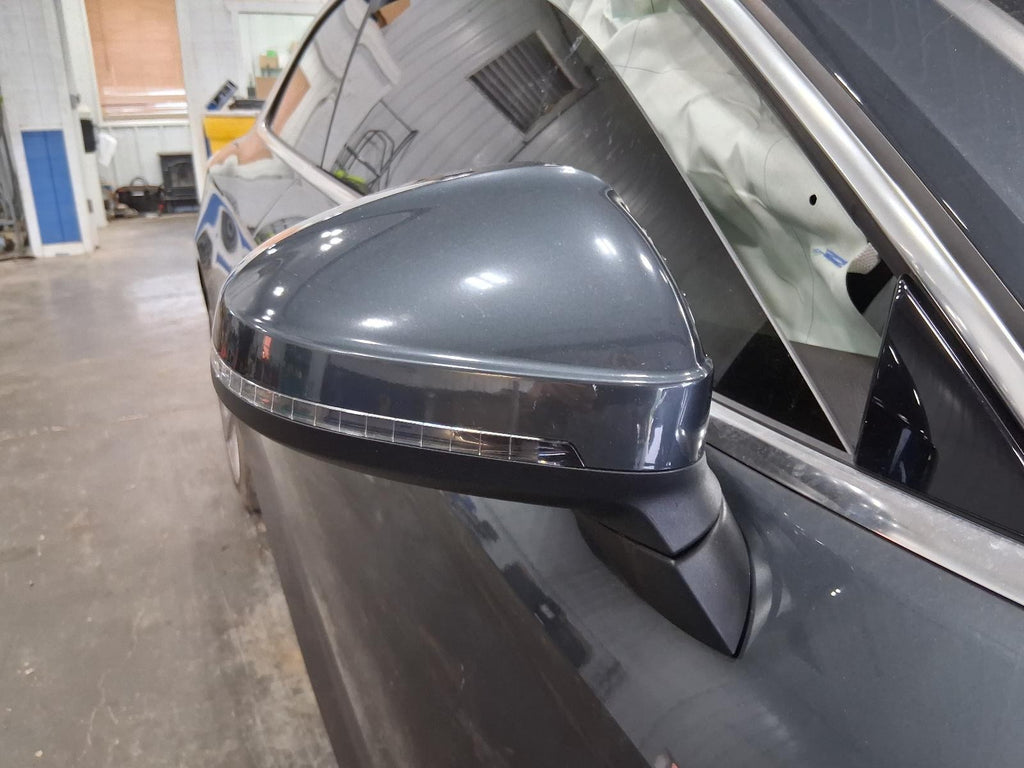 Used Right Door Mirror fits: 2018 Audi A5 power memory heated mirrors auto dimmi