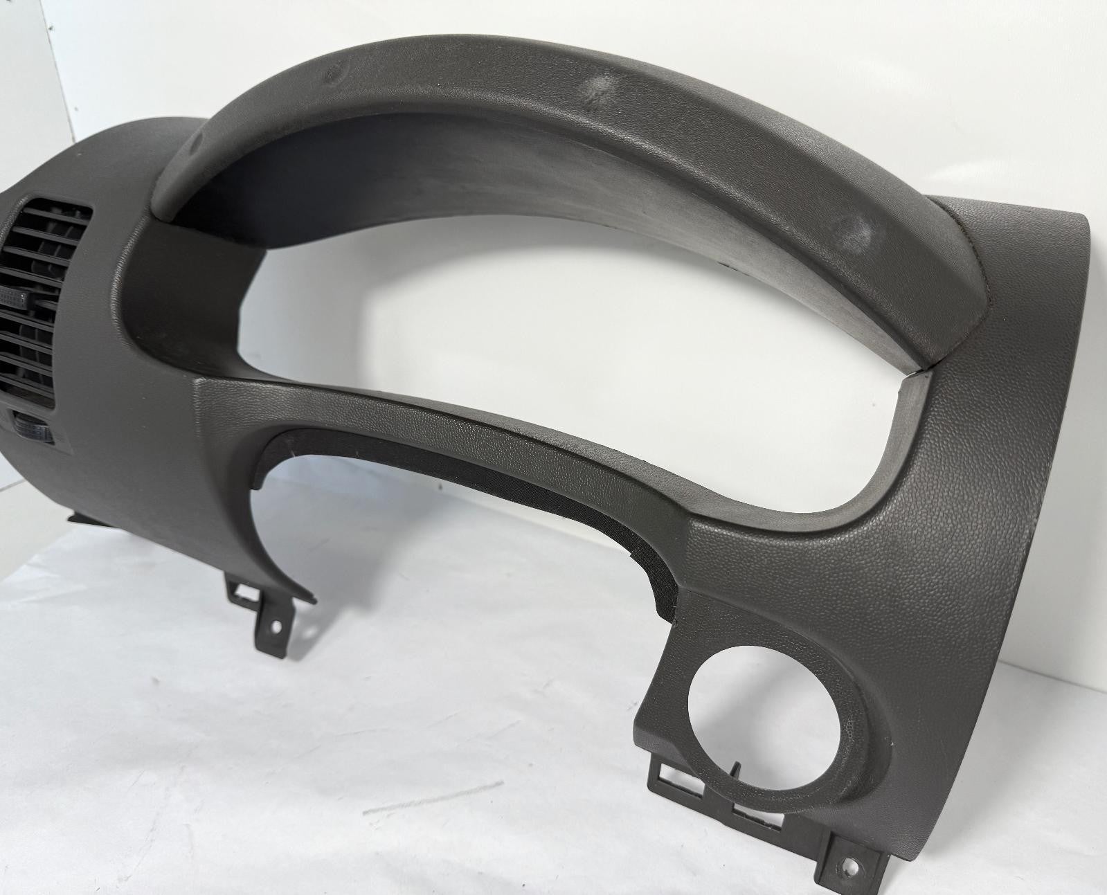 2005-2012 NISSAN FRONTIER DASH GAUGE CLUSTER SPEEDOMETER TRIM BEZEL OEM