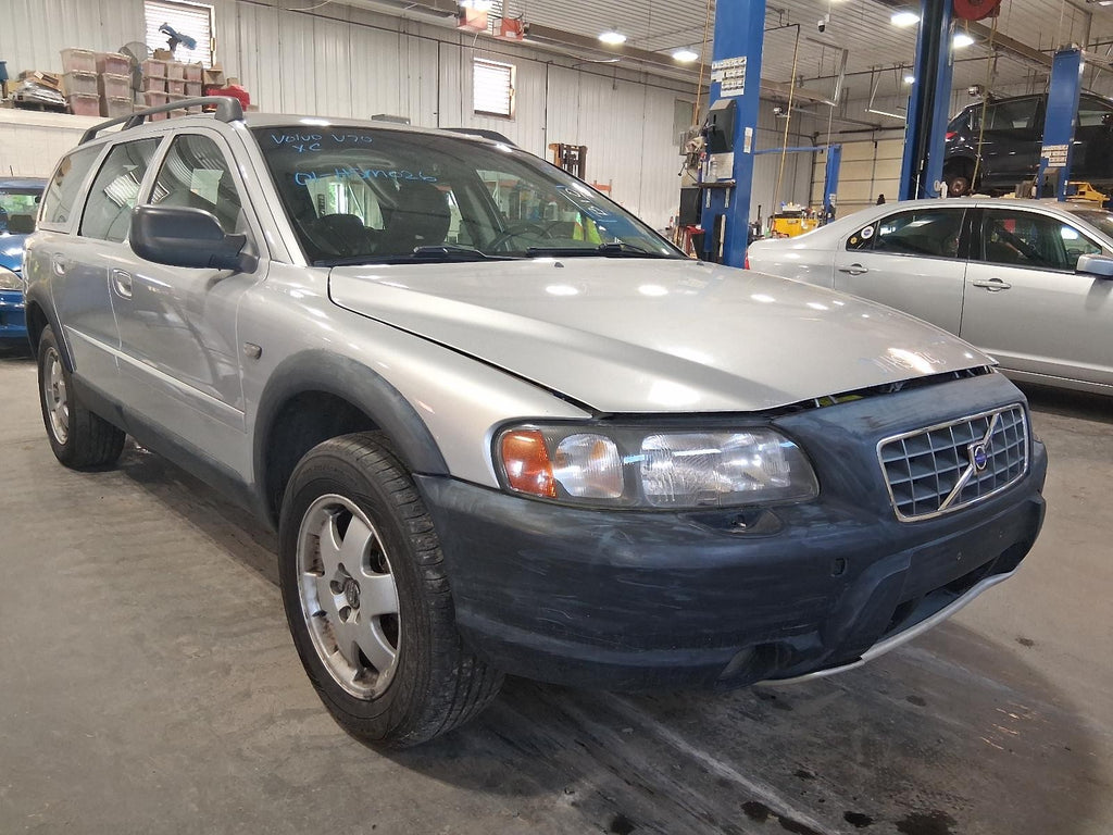 Used Windshield Wiper Motor fits: 2001 Volvo 70 SERIES  Grade A