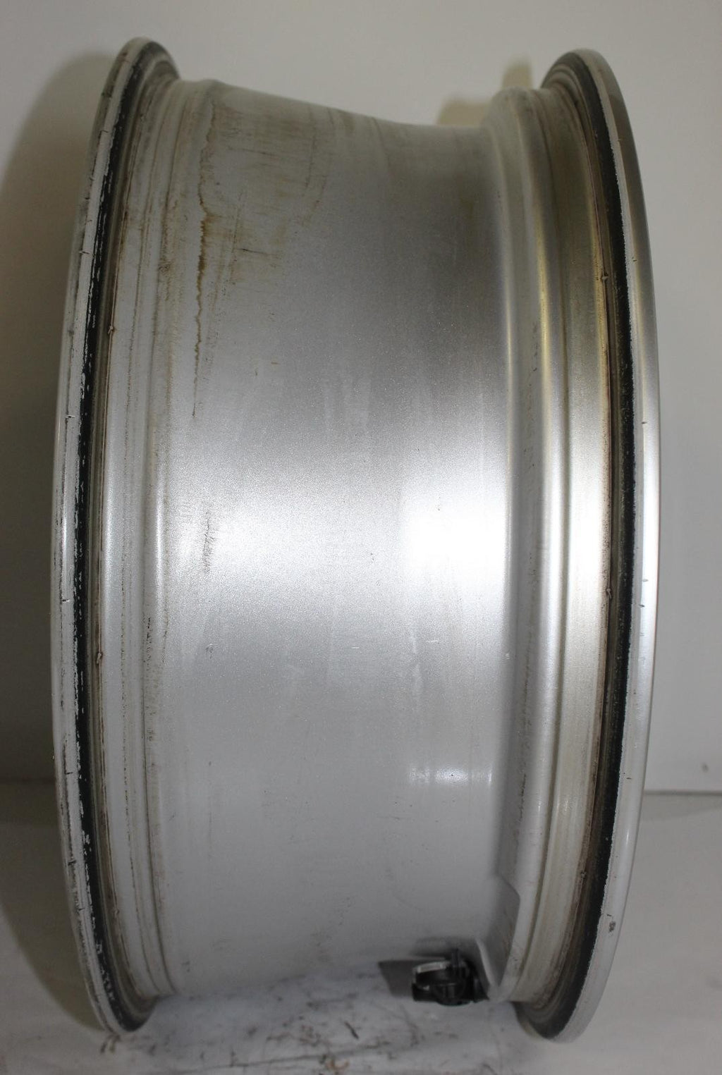 Used Wheel fits: 2016 Jeep Renegade 17x7 aluminum Grade A