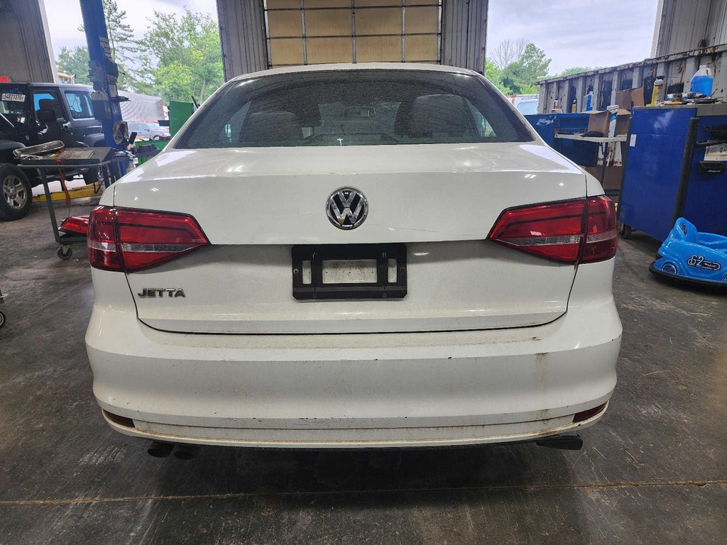 Used Engine Control Module (ECM) fits: 2015 Volkswagen Jetta Electronic Control