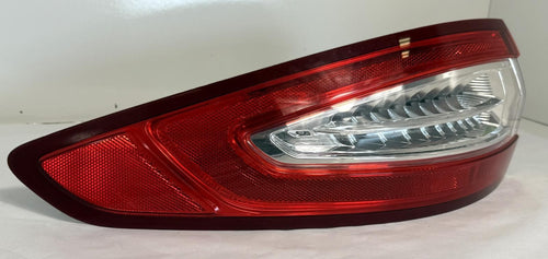 2013-2016 FORD FUSION TAILLIGHT LEFT SIDE LED QUARTER PANEL MOUNTED OEM