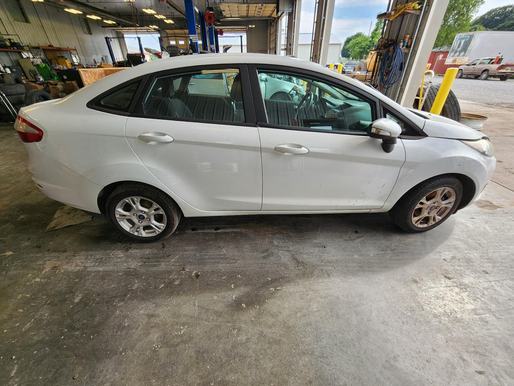Used Engine Complete Assembly fits: 2016 Ford Fiesta 1.6L VIN J 8th digit Grade
