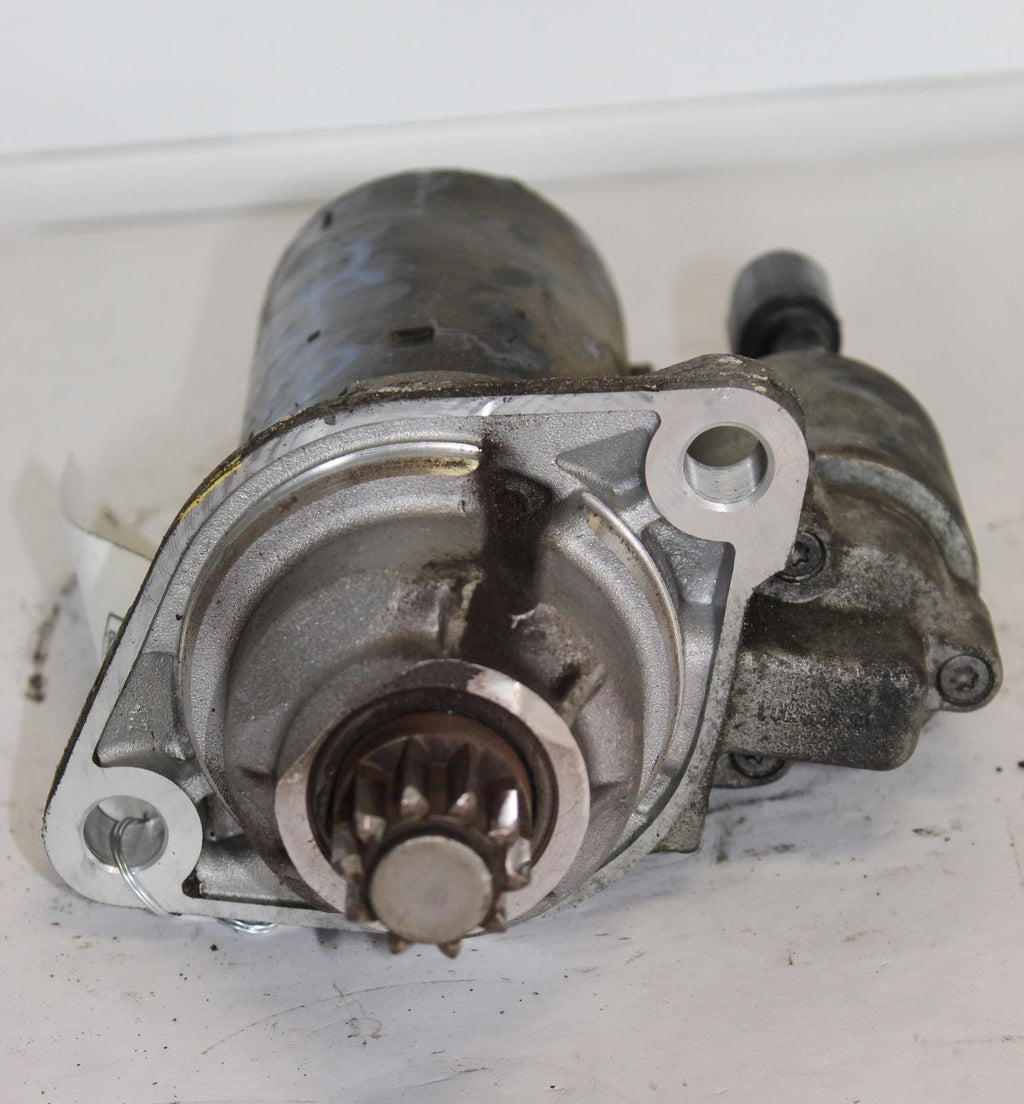 VOLKSWAGEN PASSAT Starter Motor 2.5L, AT 12 13 14