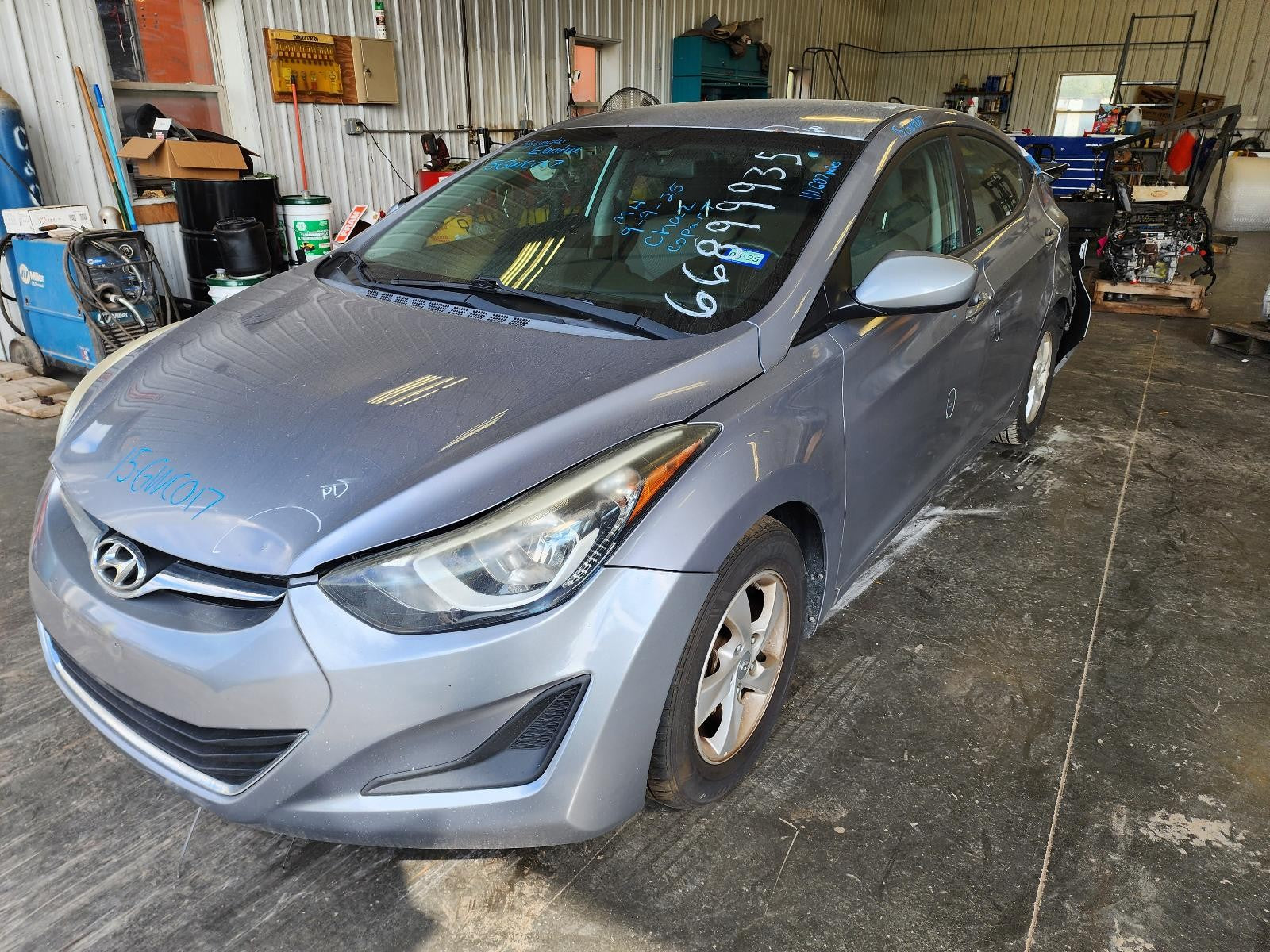 Used Right Tail Light Assembly fits: 2015 Hyundai Elantra Sdn quarter panel moun