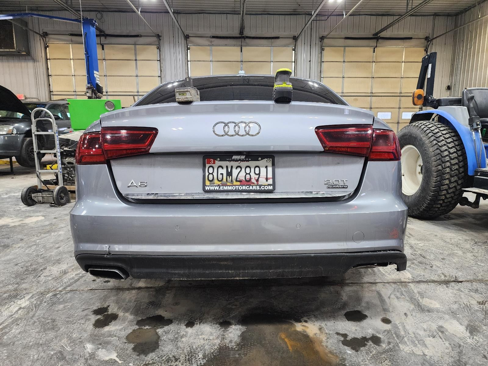 Used Front Center Interior Rear View Mirror fits: 2017 Audi A6 w/automatic dimmi