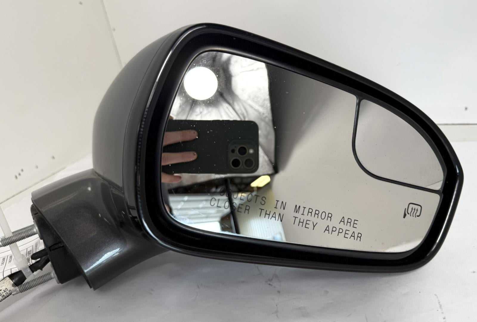 Used Right Door Mirror fits: 2016 Ford Fusion Power removable painted cover w/o