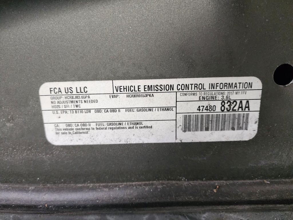 Used Left Sun Visor fits: 2017 Dodge Journey illuminated L. w/o garage door open