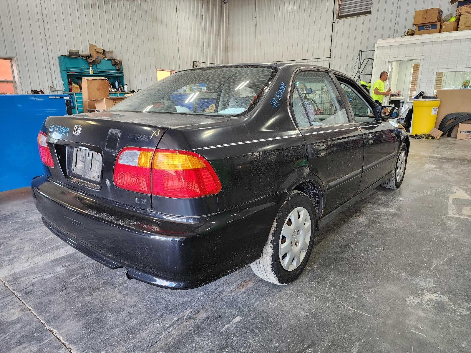 Used Right Tail Light Assembly fits: 1999 Honda Civic Sdn lid mounted Right Grad