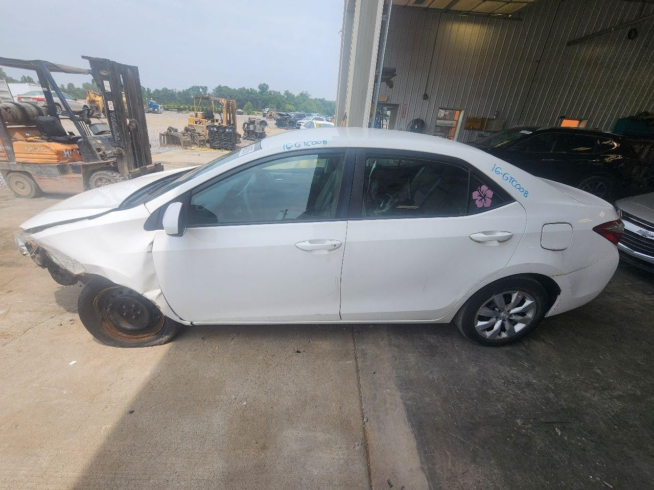 Used Windshield Wiper Motor fits: 2016 Toyota Corolla  Grade A