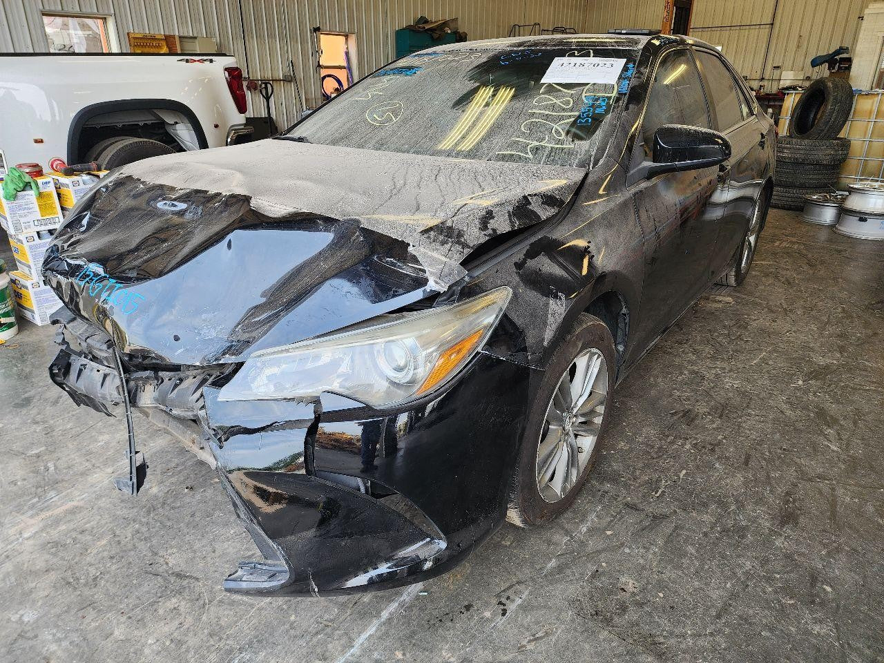 Used Front Left Door Window Regulator Front fits: 2015 Toyota Camry front and re