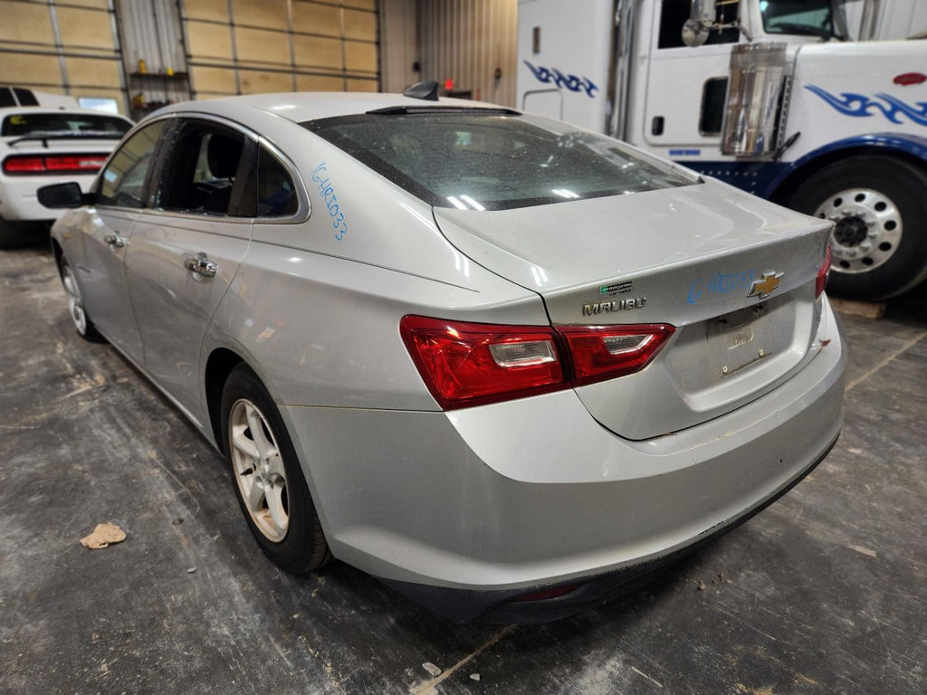 Used Front Bumper Reinforcement Front fits: 2016 Chevrolet Malibu VIN Z 4th digi