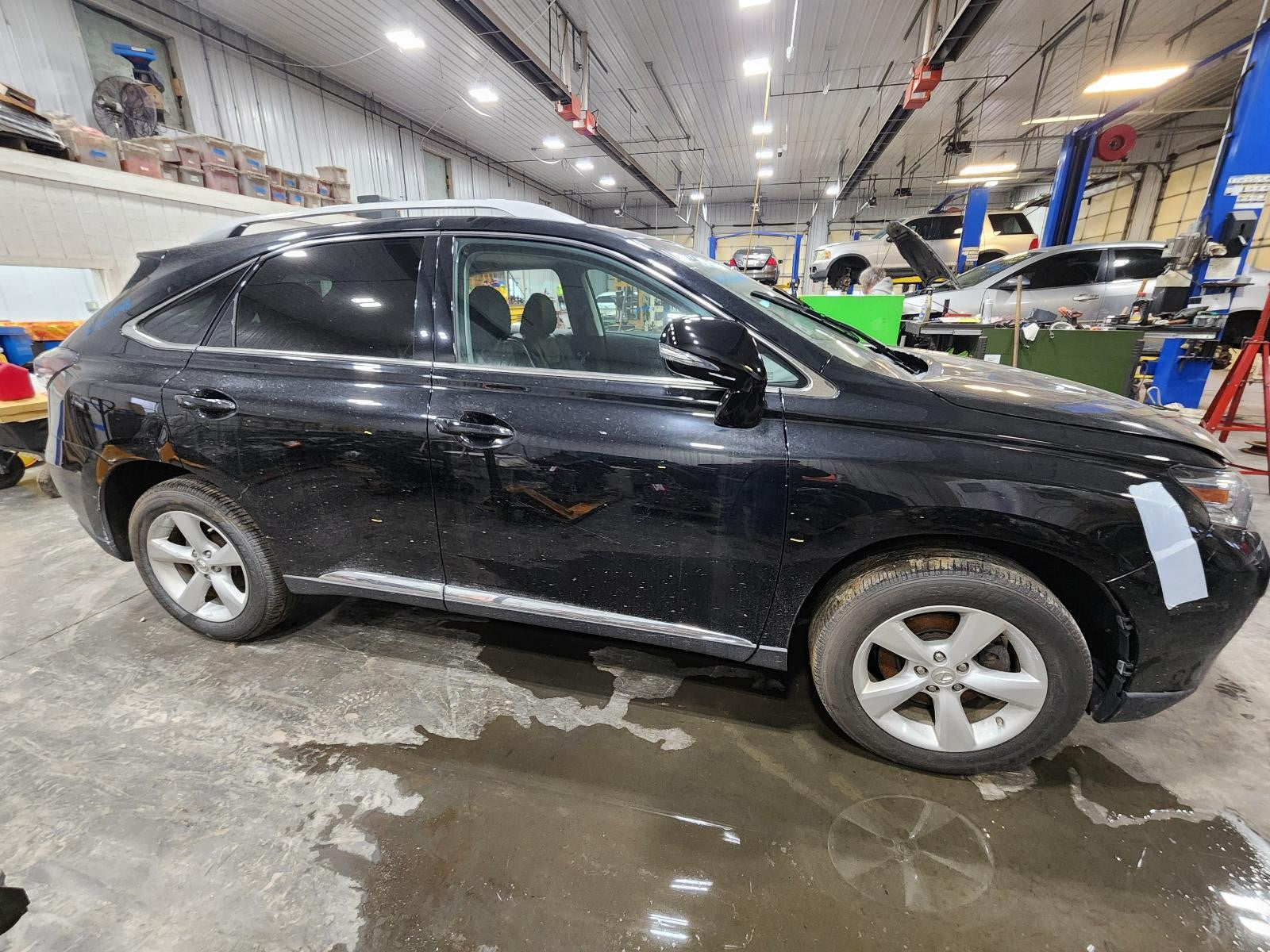 Used Front Right Lower Lower Control Arm Front fits: 2014 Lexus RX350 Front Righ