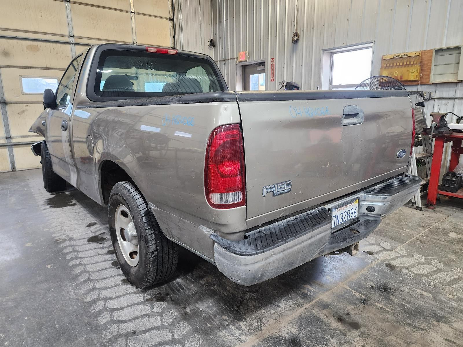 Used Front Right Door Window Regulator Front fits: 2004 Ford F150 PICKUP Regular