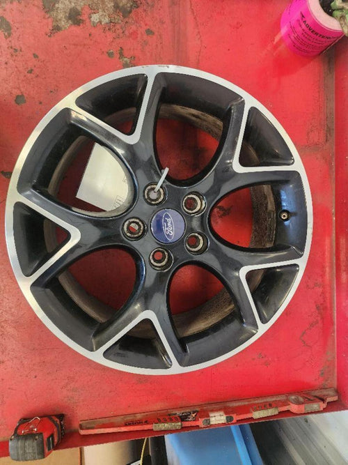 FORD FOCUS Wheel 17x7 (alloy), 5 spoke, (Y spoke design), painted black and ma