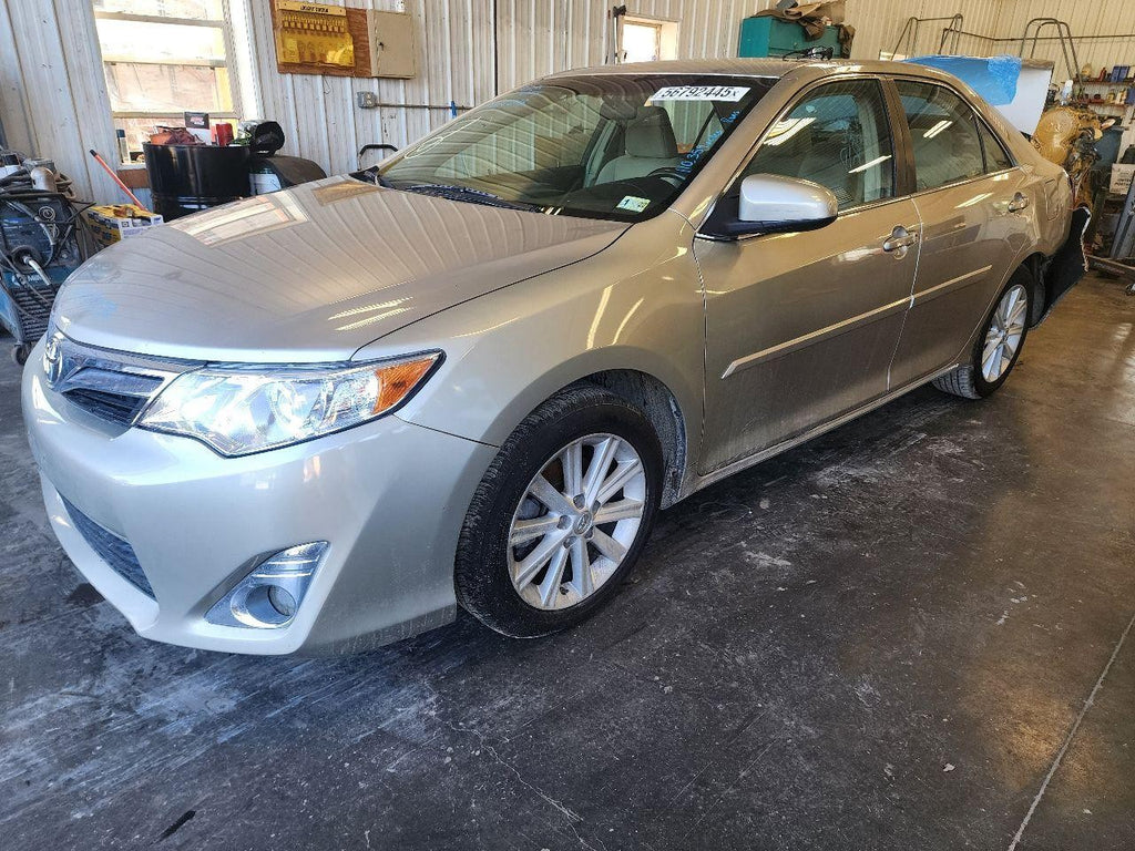 Used Front Left Fender fits: 2014 Toyota Camry Front Left Grade A