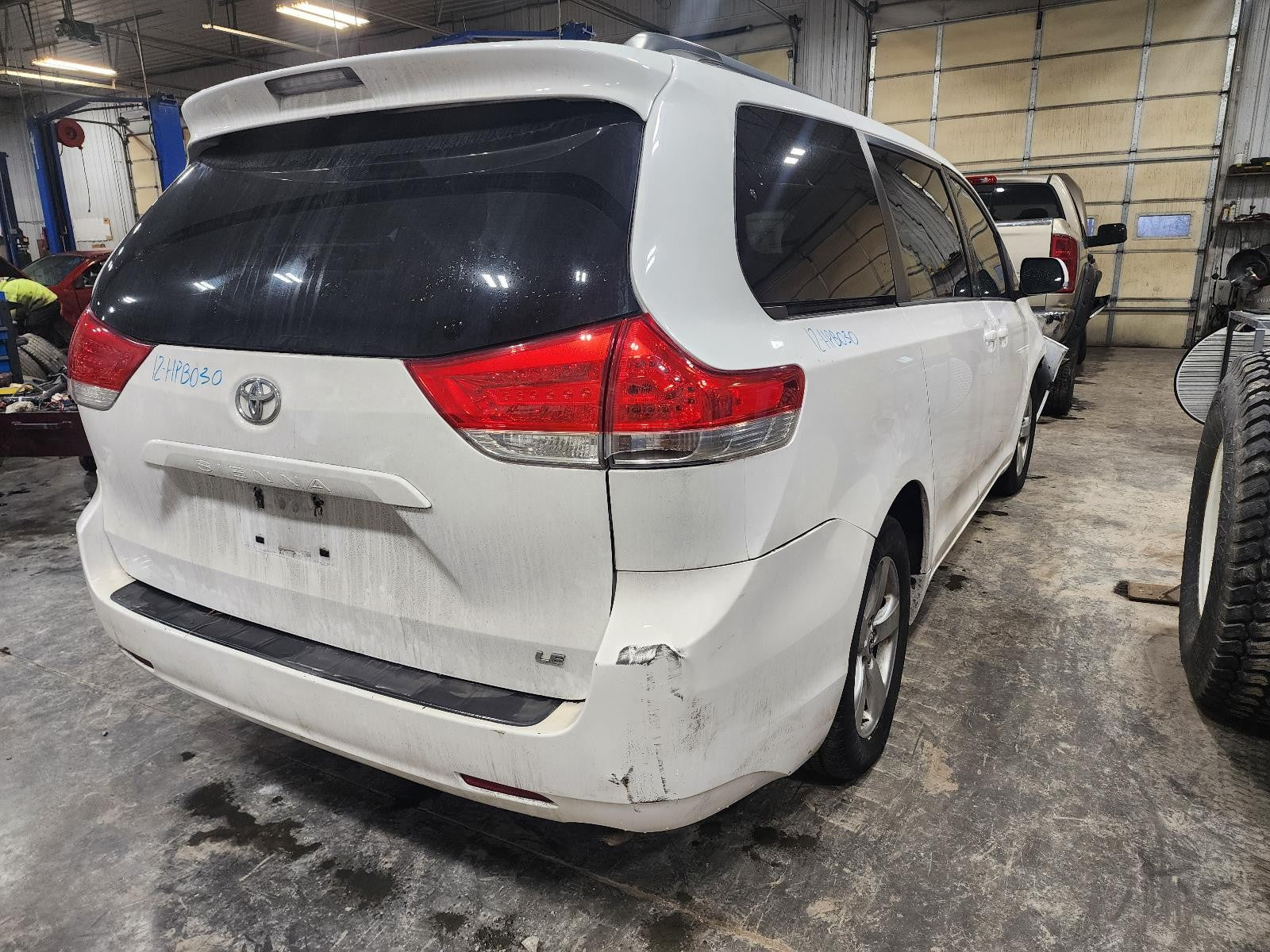 Used Left Upper Tail Light Assembly fits: 2012 Toyota Sienna quarter panel mount
