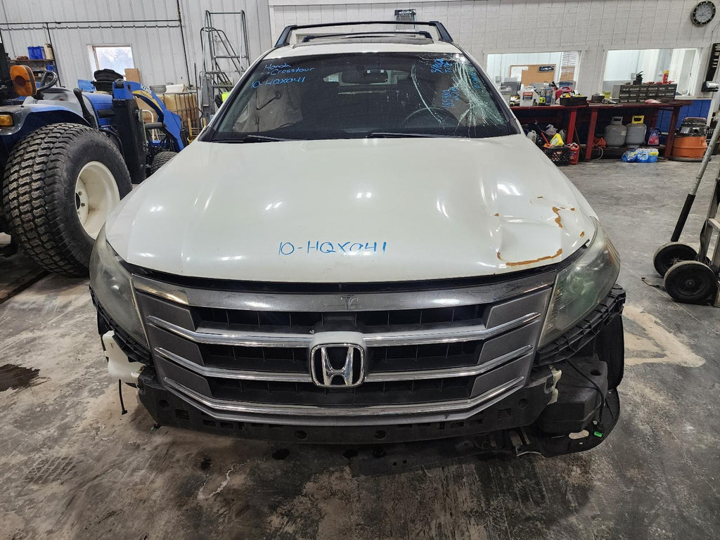 Used Air Cleaner Assembly fits: 2010 Honda Crosstour 3.5 Grade A