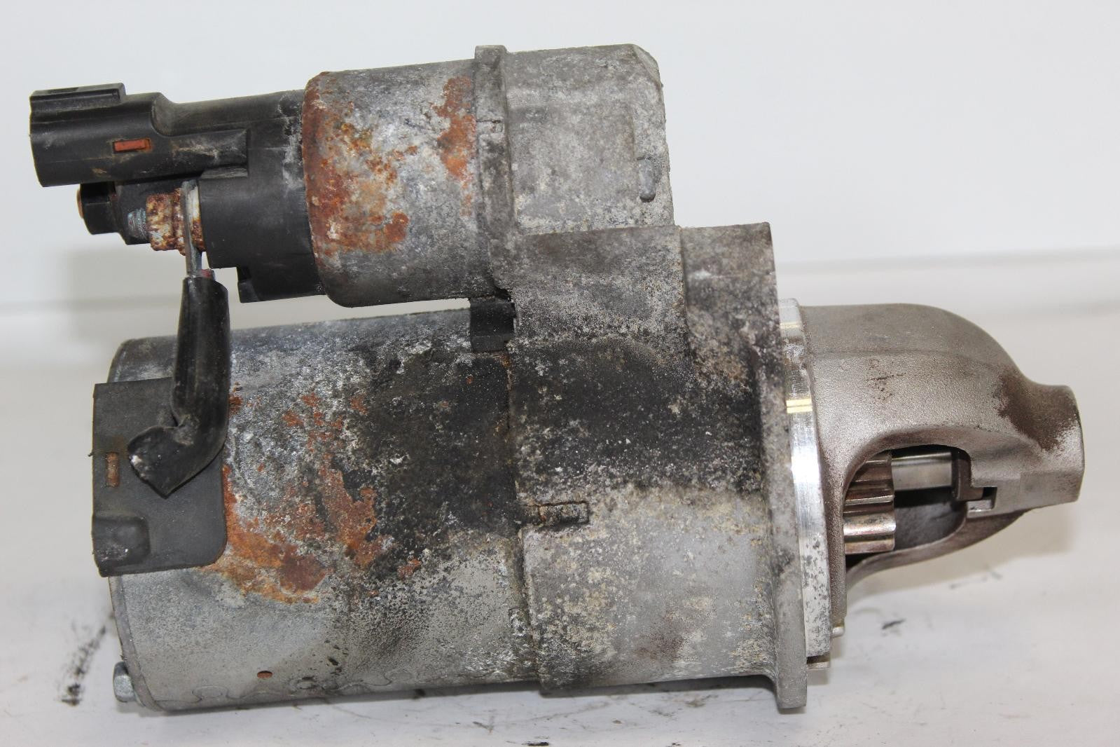 Used Starter Motor fits: 2017 Hyundai Tucson Korea built 2.0L ID 361002E200 Grad