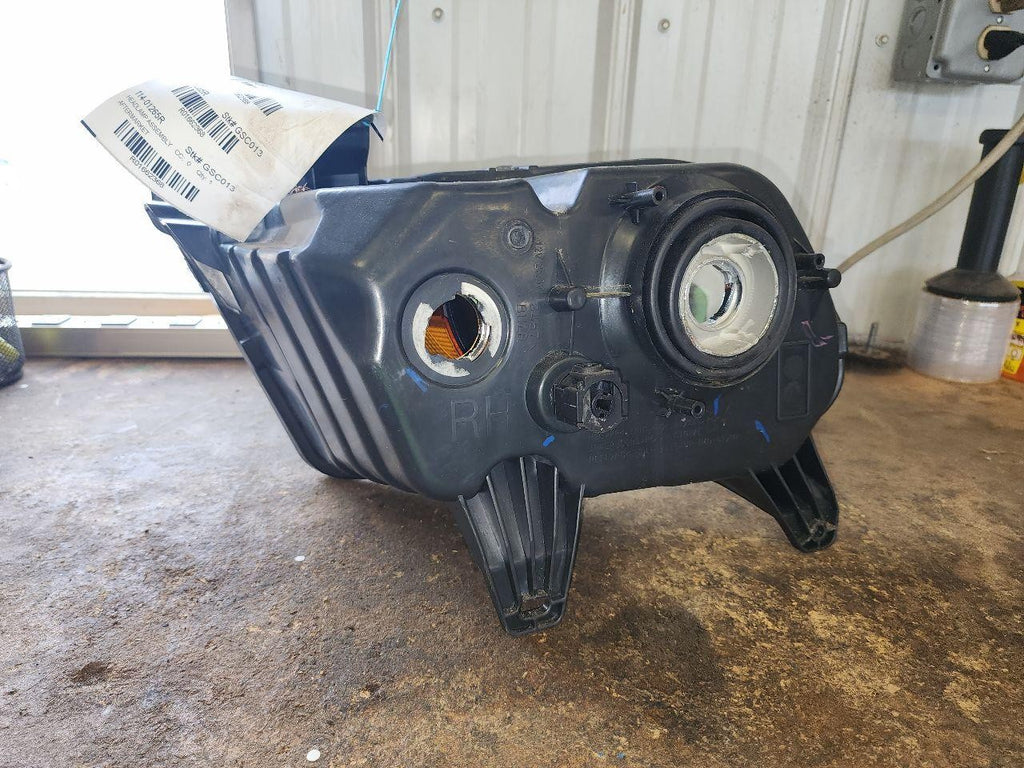 Used Right Headlight Assembly fits: 2012 Ford Mustang halogen Base V6 R. Right G
