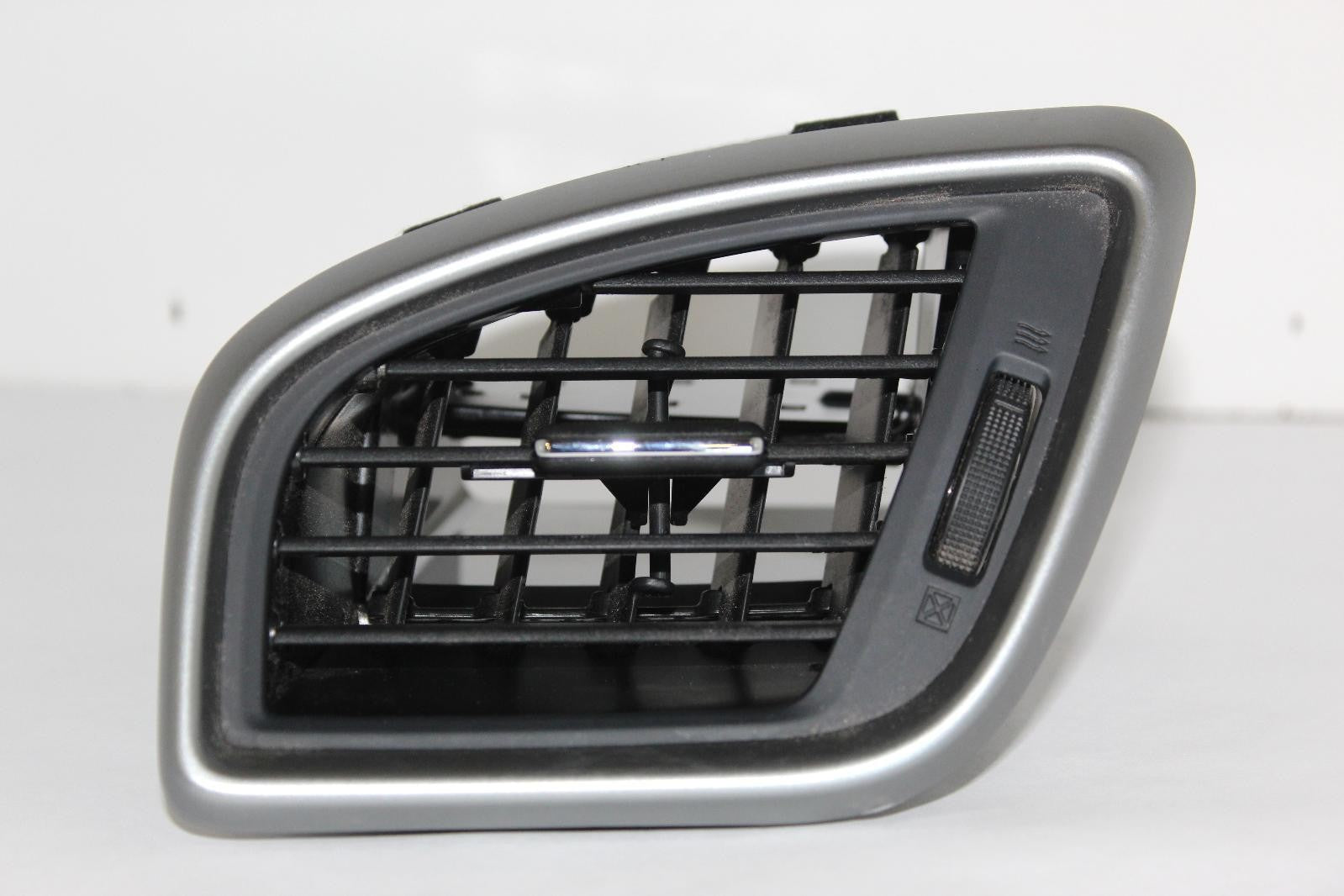 2015-2024 NISSAN MURANO DASH DASHBOARD LEFT SIDE OUTER AC AIR VENT GRILLE OEM