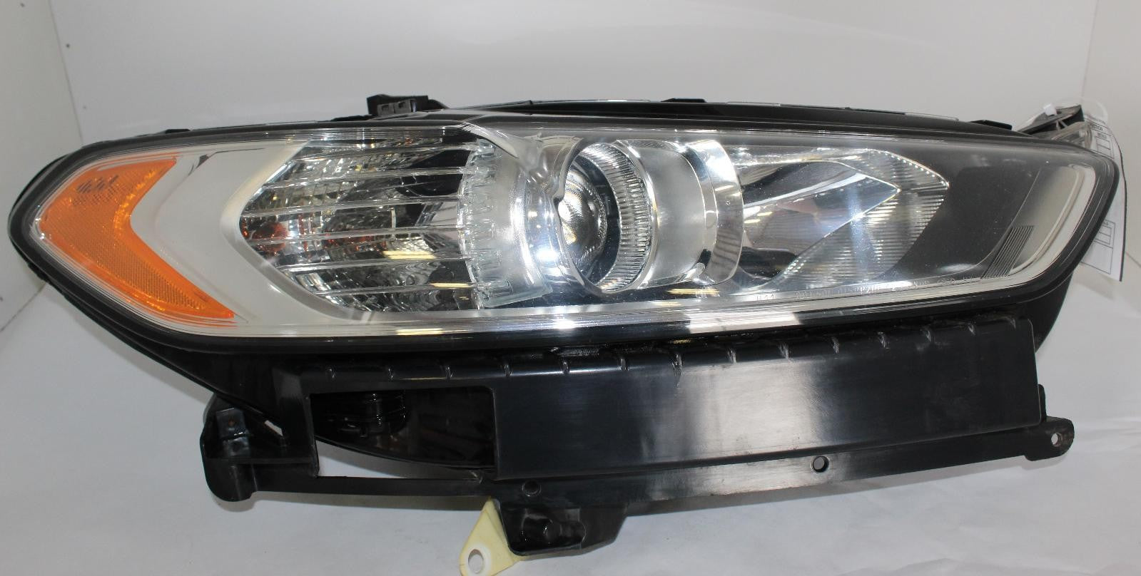 FORD FUSION R Headlamp (halogen), R. 13 14 15 16