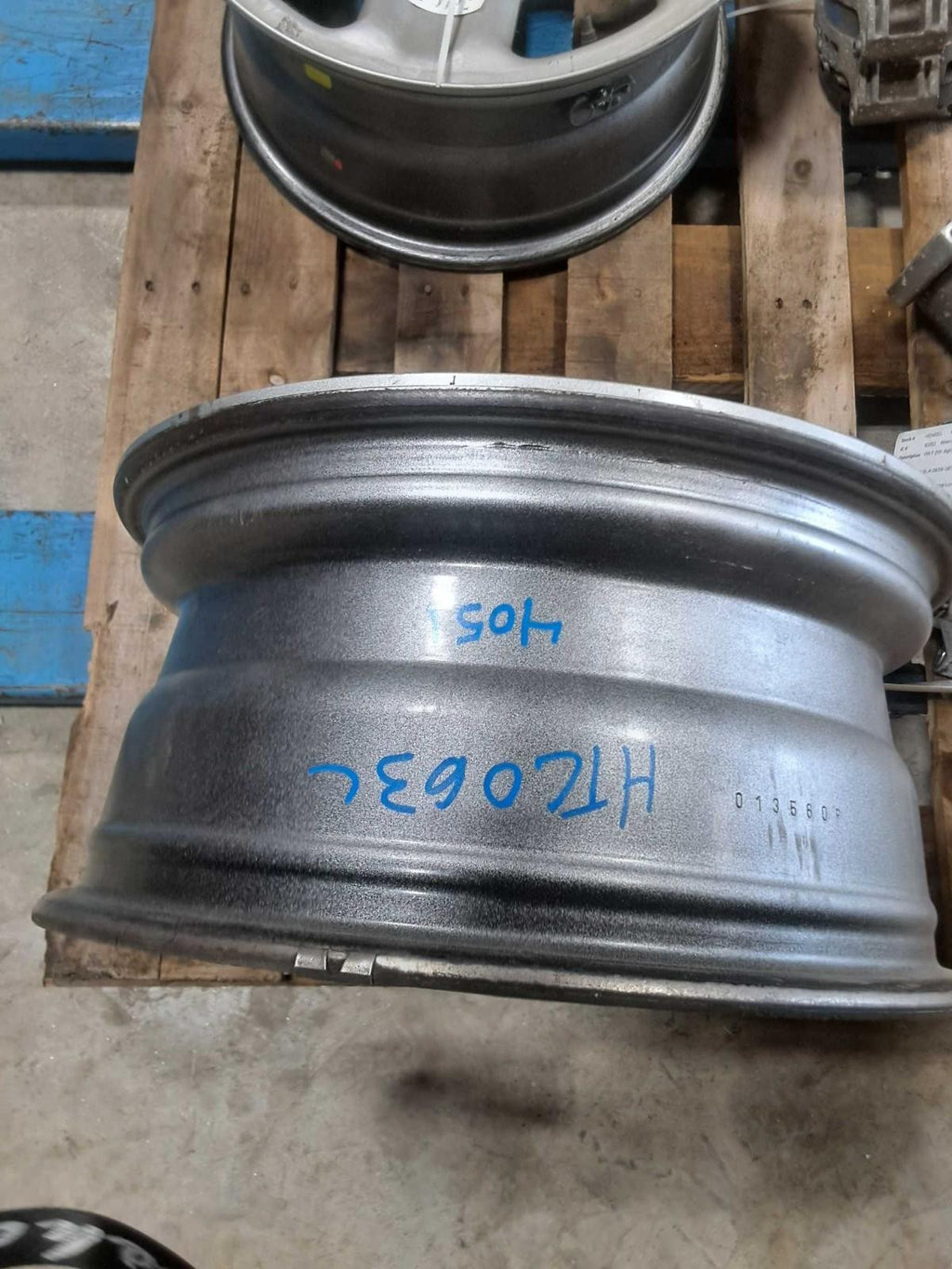 Used Wheel fits: 2016 Jeep Wrangler 16x7 steel Grade A