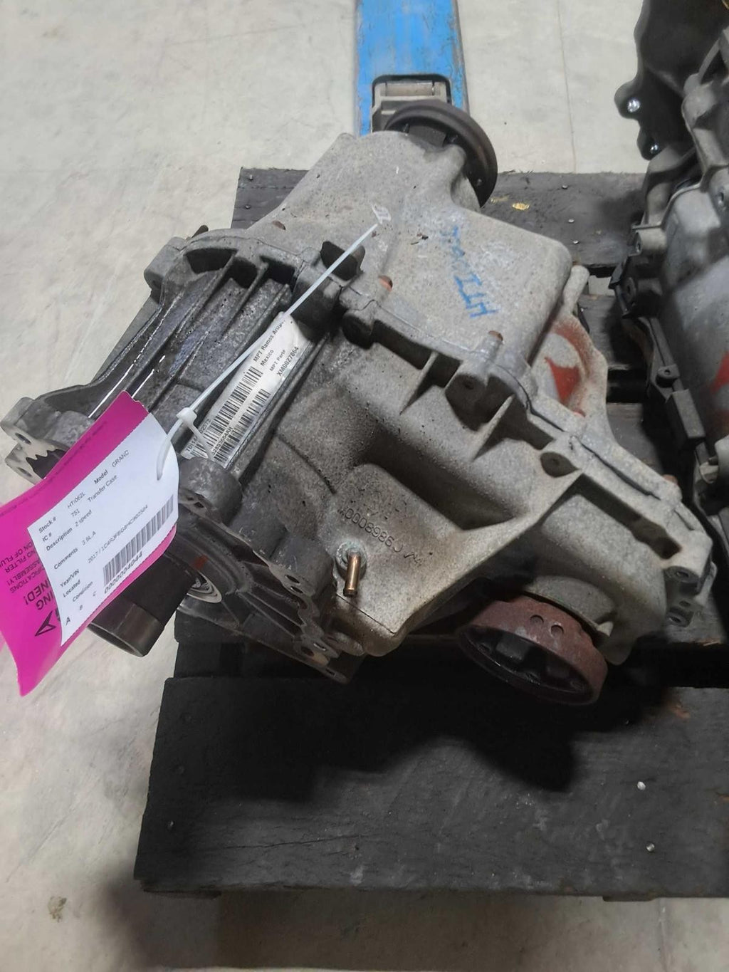 Used Transfer Case Assembly fits: 2017 Jeep Grand cherokee 2 speed opt DKA or op